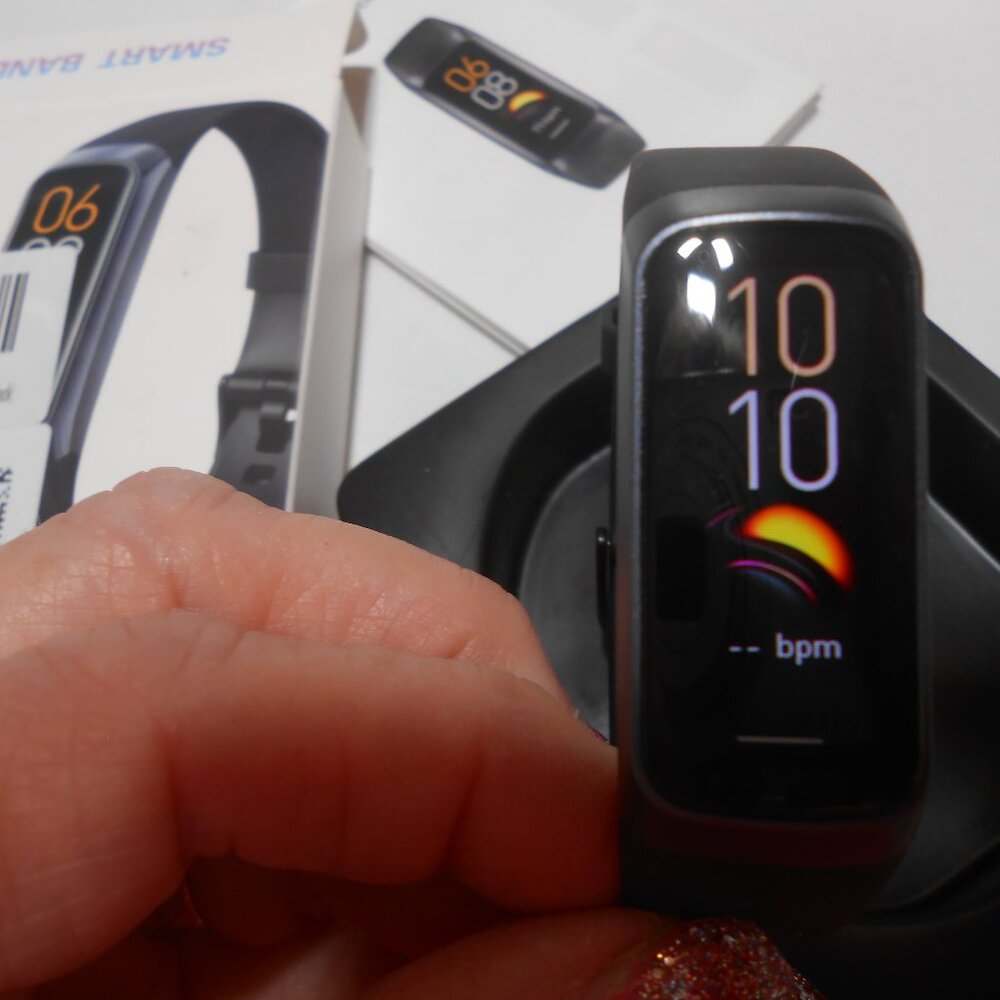 AMOLED FITNESS TRACKER WATCH UNISEX BLK BLUETOOTH ANDROID 4.4+ IOS 9.0+ NIB 🌟